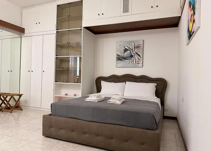 Apartment Mt Rom